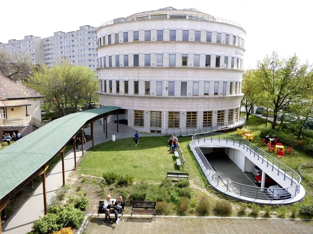 Budapest Metropolitan University